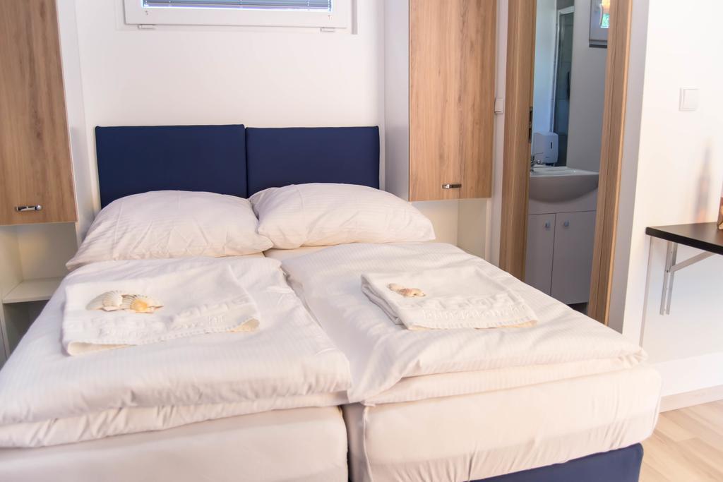 Mediteran Travel Mobile Homes Belvedere Сегет-Враница Экстерьер фото