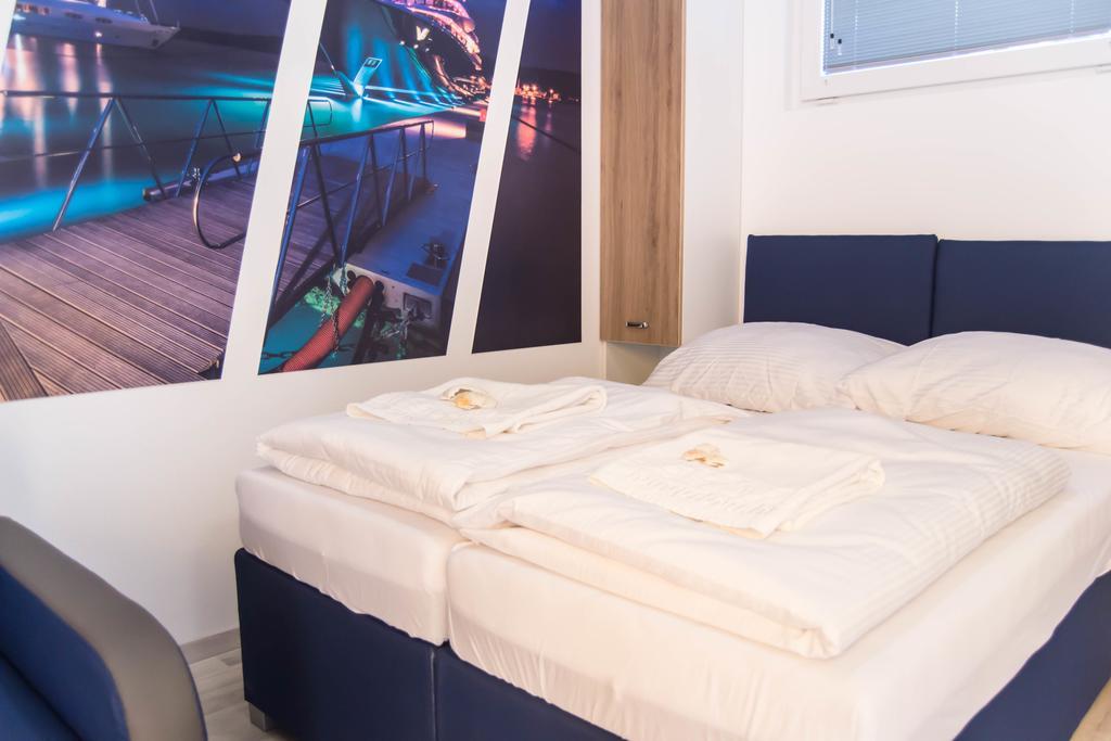 Mediteran Travel Mobile Homes Belvedere Сегет-Враница Экстерьер фото