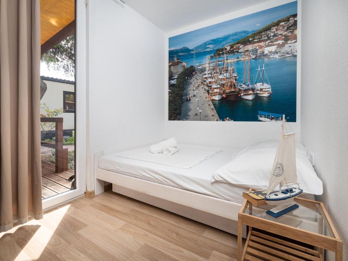 Mediteran Travel Mobile Homes Belvedere Сегет-Враница Экстерьер фото
