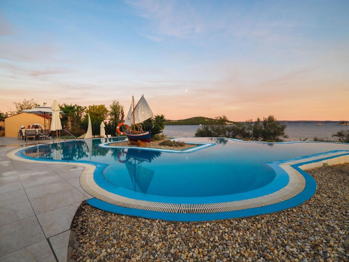 Mediteran Travel Mobile Homes Belvedere Сегет-Враница Экстерьер фото